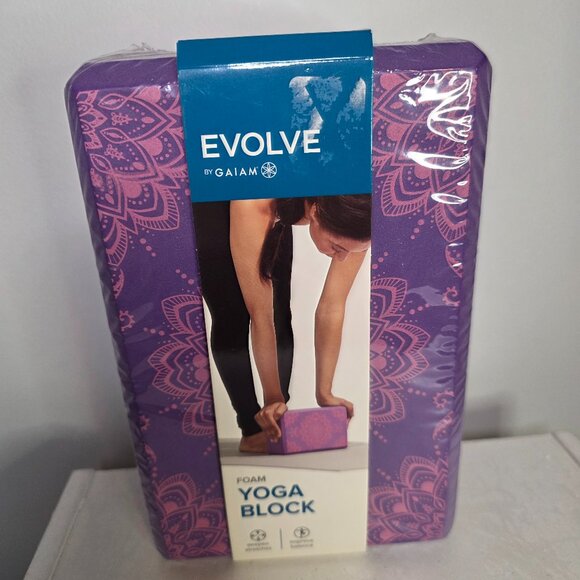 Gaiam Evolve Foam Yoga Block NWT - Picture 1 of 5